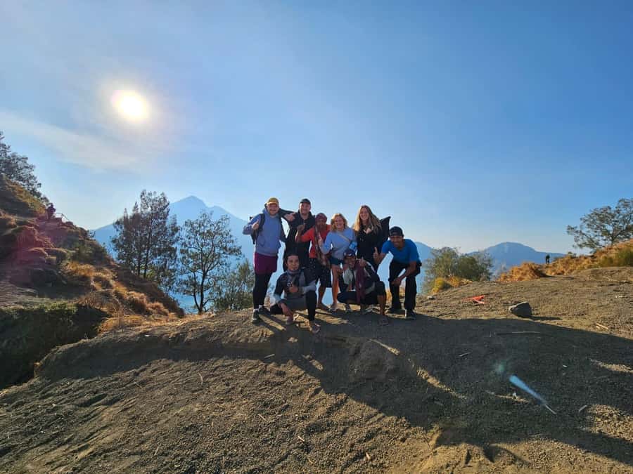 Mount Rinjani 2-Day Trek to Senaru Crater Rim - Day 2 Schedule: Sunrise, a Five-Hour Descent, and Senaru’s Green Calm