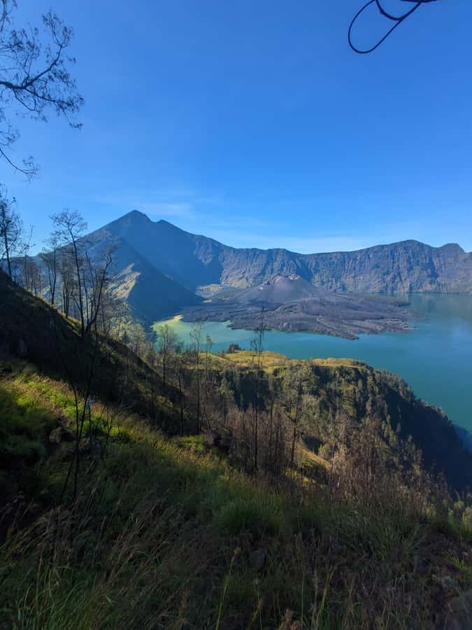 Mount Rinjani: 2D/1N Trekking To Sembalun Or Senaru Views - Camp night at 2,639 m: sleeping setup and cold-weather reality