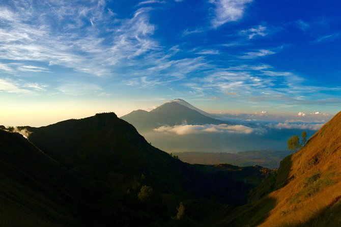 Mt batur Sunrise Trekking and Natural Spring Tour - Crater-area breakfast and the sunrise view checklist