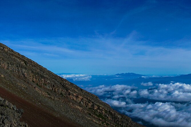 Mt.Fuji Trekking 1 Day Tour up to the summit - Pace, Private Guide, and the Group Dynamic