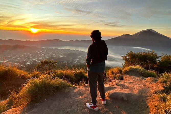 Munduk Twin Lake Jungle Hike, Ulun Danu Temple, & Waterfall - Ulun Danu Temple: Reached by Water, Not Rushed Past