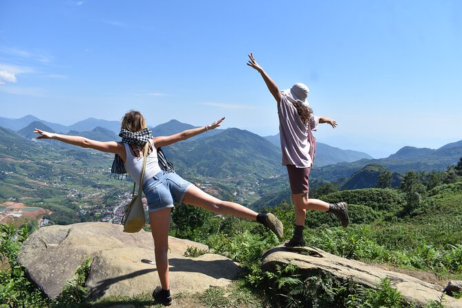 Muong Hoa Valley View & Village Trek in Sapa 1 Day - Ham Rong Mountain and Sapa town views: the “Jaw of the Dragon” stop