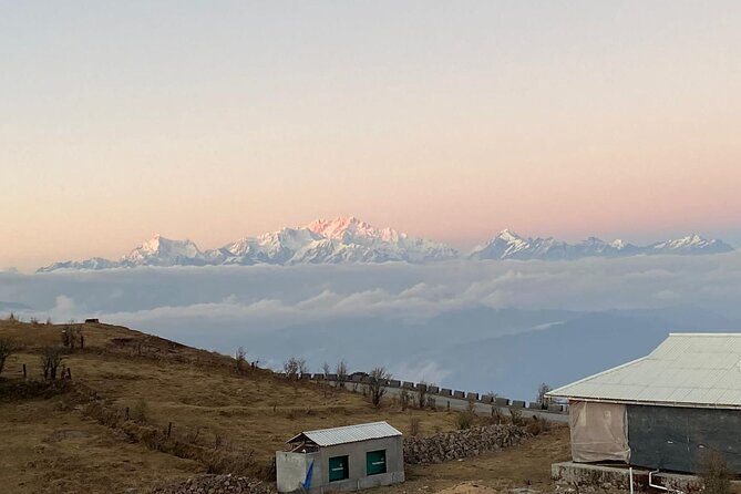 Mystic Darjeeling to Tonglu Day Trek - Why Tonglu is a standout day trek from Darjeeling