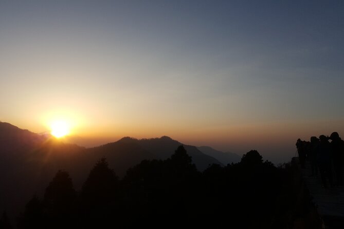 Poon hill Trek 3 days - Gear and comfort: poles, micro spikes, and staying warm