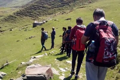 Prashar Lake Trek - The Lakeside Arrival: Sunset Photos and Evening Fuel