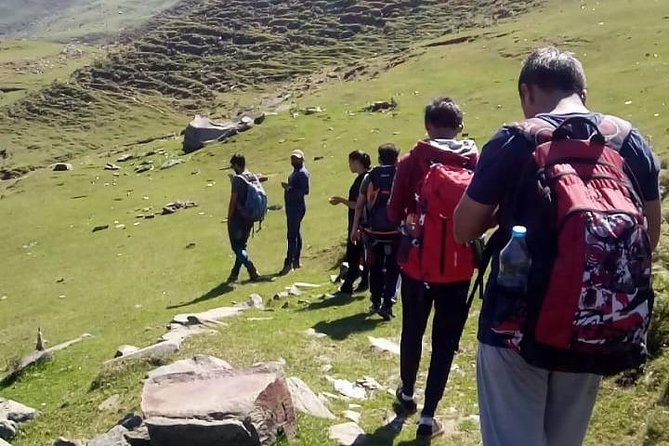 Prashar Lake Trek - The Lakeside Arrival: Sunset Photos and Evening Fuel