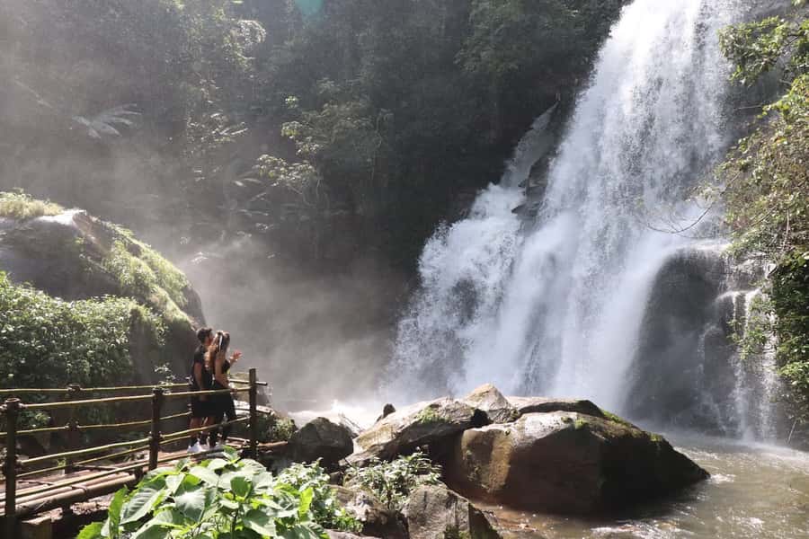 Private Doi Inthanon With Trekking Pha Dok Siew Nature Trail - Cooler air, real views: why Doi Inthanon feels special