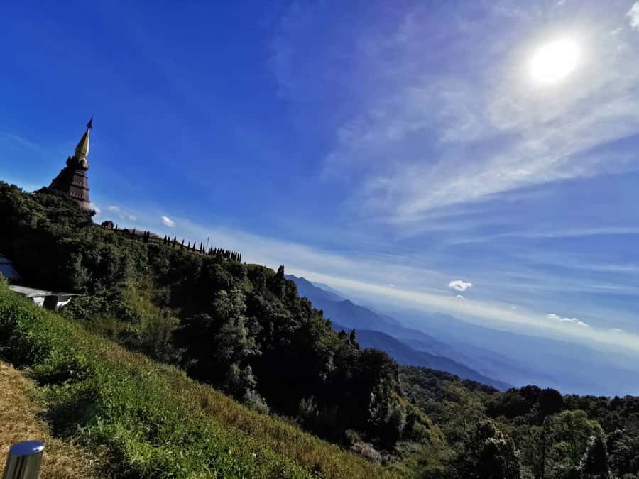 Private Doi Inthanon With Trekking Pha Dok Siew Nature Trail - Lunch near the mountains, then onto Pha Dok Siew Nature Trail