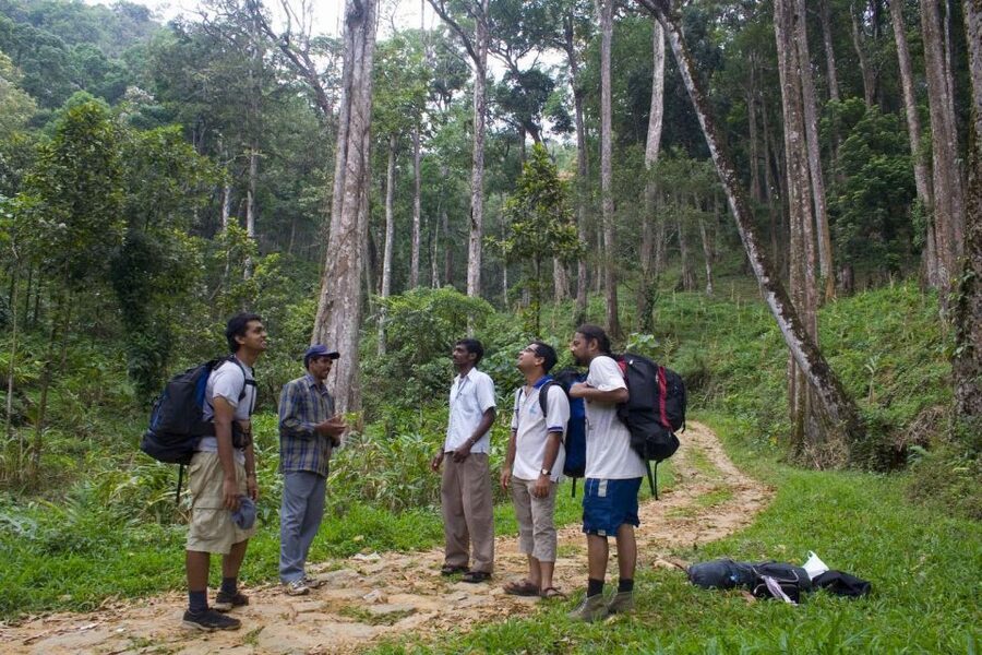 Private Munnar Tea Trek - Included comforts: snacks, water, and entry ticket value
