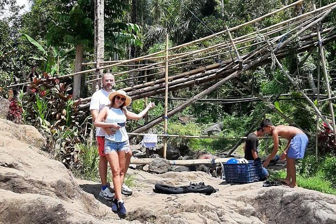 Private Sekumpul Waterfalls Trekking Tour - Coffee Plantation Stop: Kopi Luwak and the Civet Explanation