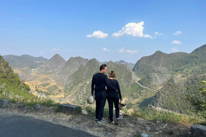 Pu Luong 3-Day Adventure: Trekking, Cycling & Local Cooking Class - Cycling through villages and village-side craftsmanship: moving slowly on purpose