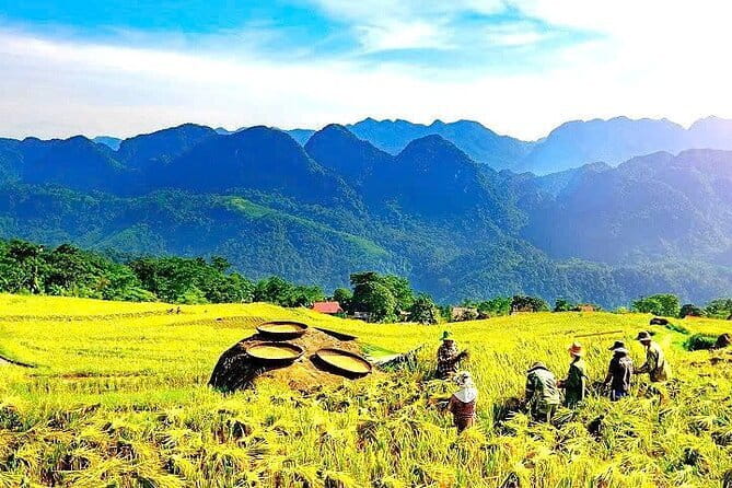 Pu Luong Amazing Trekking Village,Rafting,Swimming, Lunch on Boat - 8:30 pickup, A/C transport, and why the group size matters