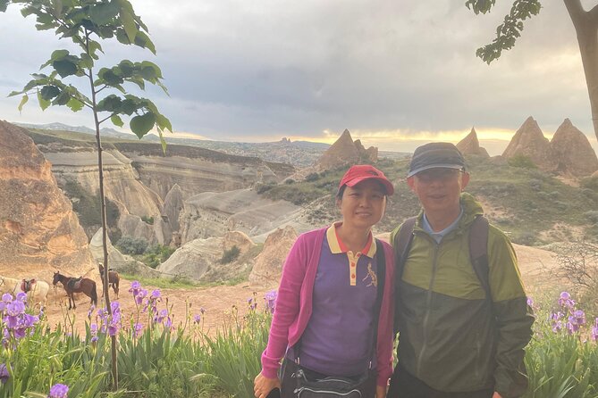 Red & Rose Valley Sunset Hiking Tour with a Trekking Dog "Oscar" - Key Highlights You’ll Care About