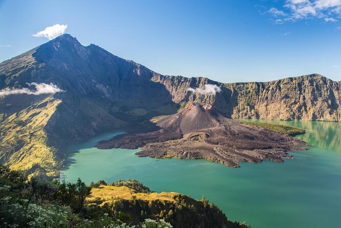 Rinjani Trekking 3D2N Summit - Key things that make this Rinjani trek worth your attention
