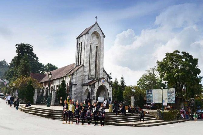 Sa Pa 2-Day Moderate Trek and Homestay Limousine Tour from Hanoi - Practical tips that make the day easier