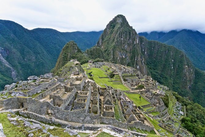 Salkantay Trek To Machu Picchu 5 Days And 4 Nights - Day 3: Rain Forest Trails Along the Santa Teresa River and the Coffee Plantation Tour