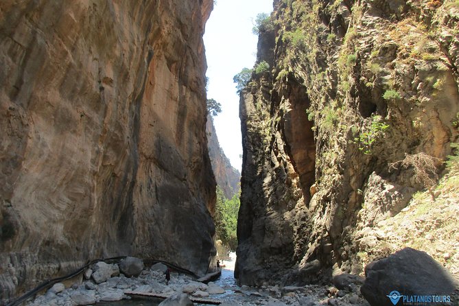 Samaria Gorge Trek: Full-Day Excursion from Chania with Guide - The guides and how much they actually help