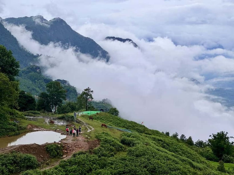 Sapa 2-Day Trekking Tour – Explore Villages & Scenic Trails - Guides and group size: why your day feels smoother