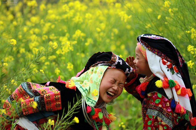 Sapa - Bac Ha Trek Tour - Night Train & Bus & Homestay overnight - Sapa Rice Walks and Cat Cat Waterfall: Your First Village Day