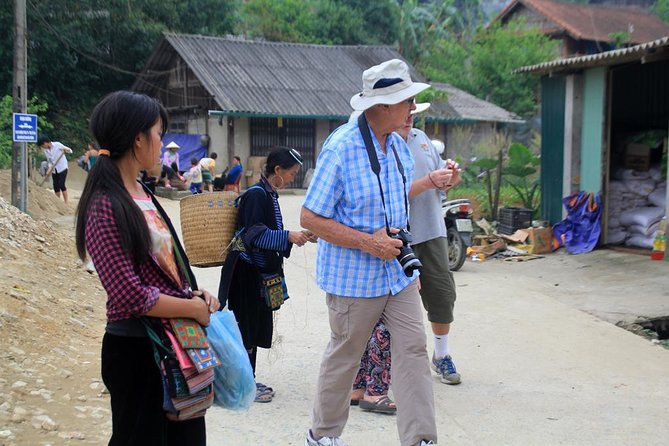 Sapa Hard Trekking villages 2D/1N: Homestay, Meals, English speaking guide - Day 2 morning: rooster wake-ups, outdoor breakfast, bamboo forest, Silk Waterfall, then Giang Ta Chai