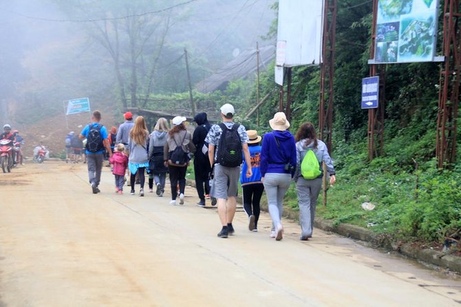 Sapa hard trekking villages homestay 3days/ 2nights tour - amazing culture - Day 3: Nam Toong Red Dao walk, Lavie waterfall dip, and back toward Hanoi
