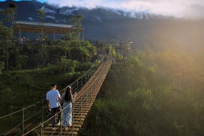 Sapa Muong Hoa Valley & Ta Van Eco Village Scenic Tour (No Trek) - Stop 4: Phansi Viewpoint for Golden Hour Photos