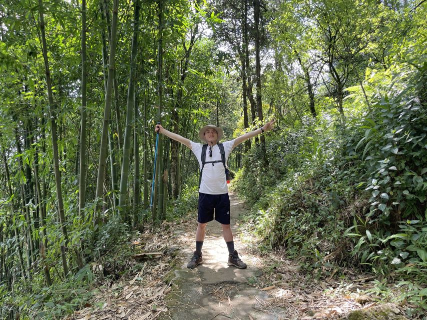 Sapa: Sapa Mountain View And Villages Trek - Hmong House visit and village lunch in Hang Da