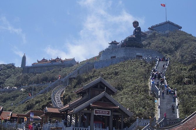 Sapa Trek Tours -2D1N Stay At 3*** -TRANSFER BY SLEEPING BUS - Meals included: what the all-in package does for your budget (and your energy)