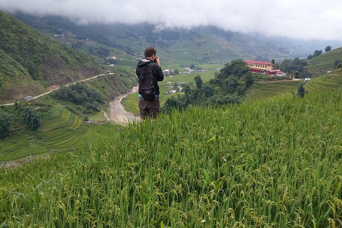 Sapa Trekking Tour - 1 day - Lao Chai viewpoint + Black Hmong village life in Muong Hoa Valley