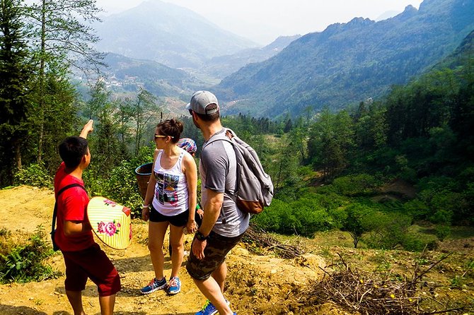 Sapa Valley Trek and Homestay - 3D2N - Day 1: Y Linh Ho down to Cat Cat’s road, then Ta Van village and your homestay night