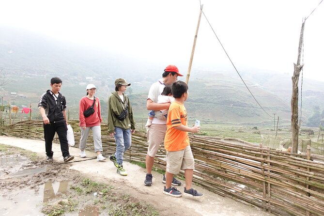 Sapa Valley Trek and Homestay - 3D2N - Day 3: Traditional houses and Tay culture, then the route to Nam Tong