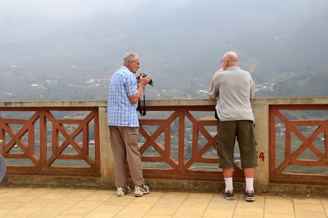 Sapa Villages trekking and homestay 2 Days/ 1 night package tour: best selling - Day 2: Rooster/Pig Wake-Up, Bamboo Forest, Silk Waterfall, and Giang Ta Chai