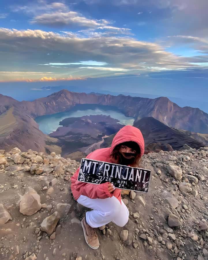 Sembalun/Senaru: Mt. Rinjani Summit 2-Day Trekking Tour - Who should book this Mt. Rinjani summit trek