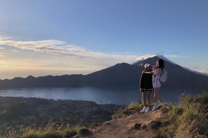 Sharing Mount Batur Sunrise Trekking Guide Pick Up and Drop Off - Hotel pickup and the long, organized road to Toya Bungkah