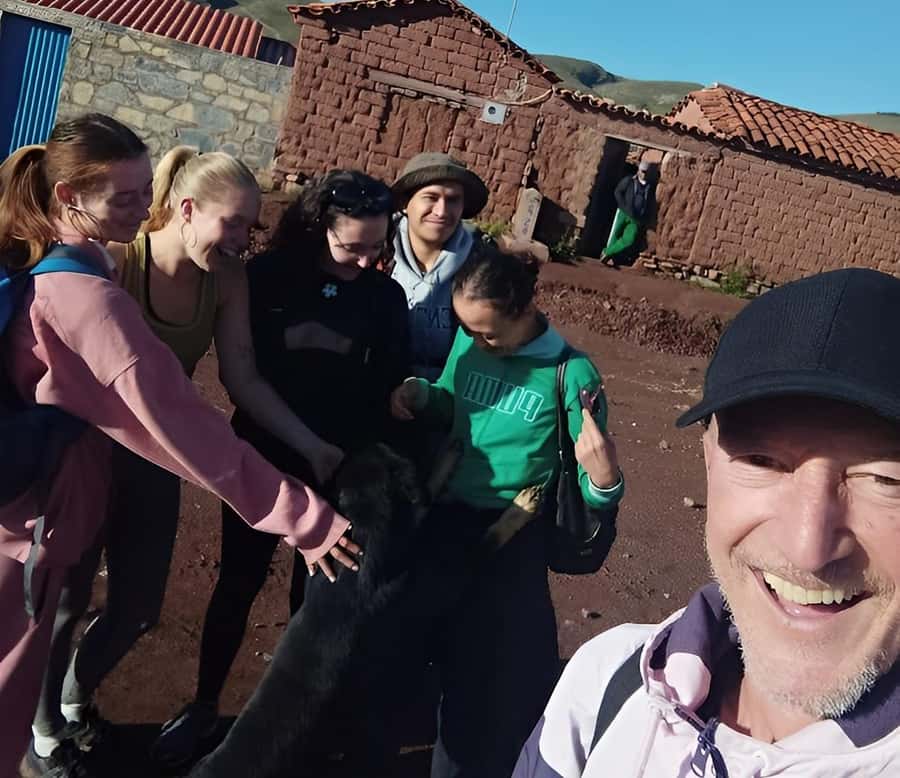 Sucre: 1-Day Trek in the Crater of Maragua and Inca Trails - Maragua Crater: vegetarian lunch and devil’s throat views