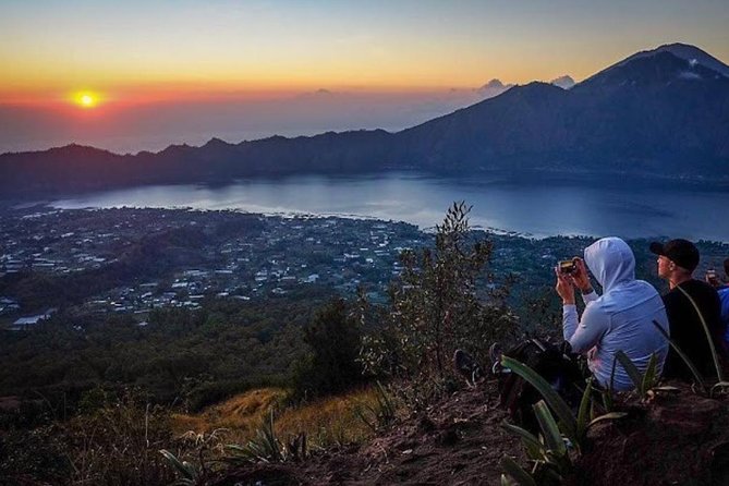 Sunrise Trekking / Hike Mount Batur Private & Natural Hot Spring - Descending by 9:00 am: Different Route Means Different Effort