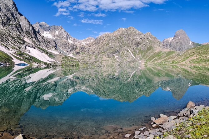 The Best Monsoon Trek: Kashmir Great Lakes - Day 2: Nichinai Pass direction from Shitkadi to Nichinai camp