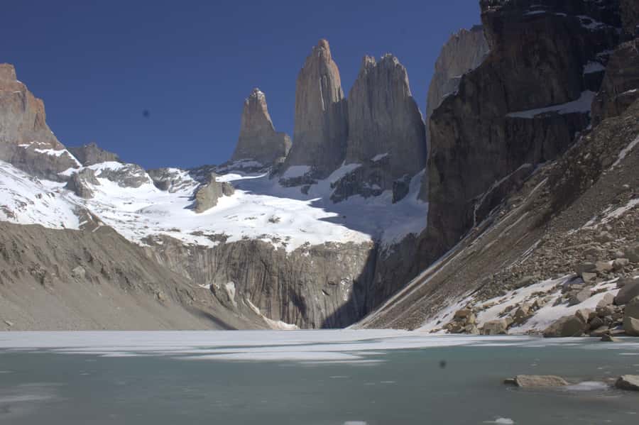Torres del Paine: Full-Day Trekking Excursion - Lunch With a View: What You’re Seeing at the Lookout