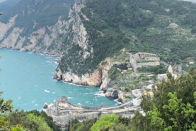 Trekking an Island of Palmaria - Meeting at Riomaggiore: Quick Start, Clear Plan