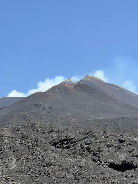 Trekking at 3000 meters on Etna - What makes the Etna 3000-meter craters trek feel worth your time