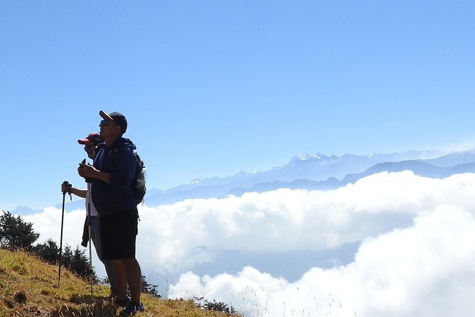 Trekking Cerro Kennedy 2 days - Day 2 at 5:30 a.m.: sunrise coffee and the climb to Cerro Kennedy