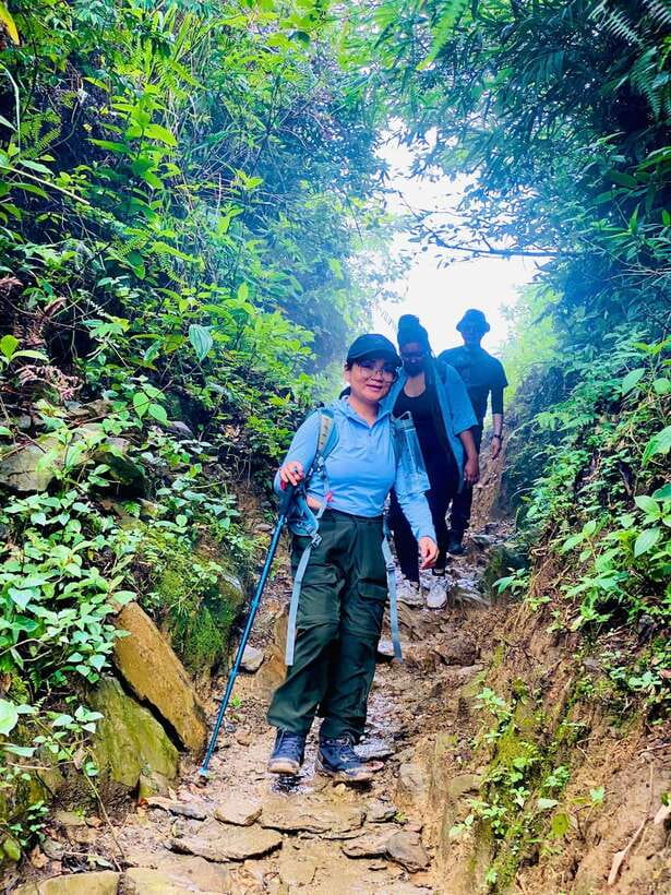 Trekking Sapa 1 Day With Local Guide, Terraced Rice Fields - Lao Chai to Ta Van: Meeting Giay and Red Dao Culture in Motion