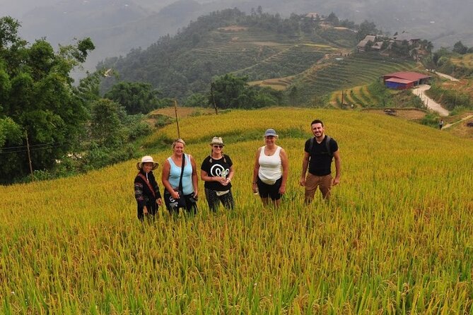 Trekking Sapa - Bac Ha Market: Sleep on Train & Homestay - Ta Van Homestay: Where You Actually Live Like the Locals for a Night