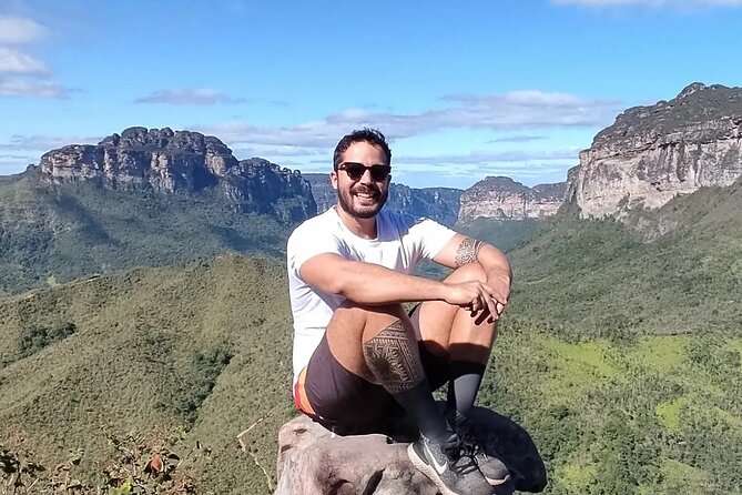 Trekking the valley of the pat 3 days/ GUIDE TUTY CHAPADA DIAMANTINA - Day 2: Morro do Castelo, the 1470 m quartzite cave, and Funis Waterfall