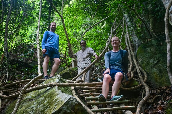 Trekking Tien Son Dinh Phu Quoc - Ham Ninh Stop: A Practical Break in the Middle of the Adventure