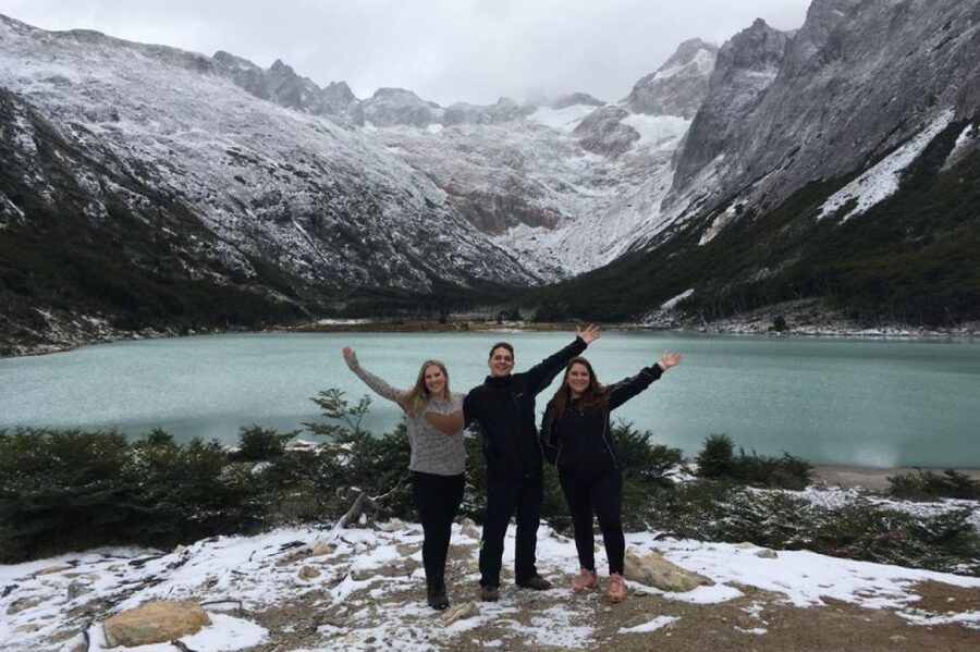 Trekking to Emerald Lagoon - Gear rules that matter: trekking boats, sports shoes, and no big luggage