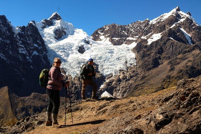 Ultimate Lares Trek & Inca Trail 5 days - Day 1: Sacred Valley Market Stop, Hot Springs, and Kiswarani Lake Camp