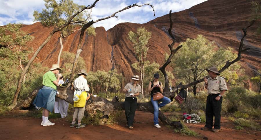 Uluru: Guided Trek of Uluru's Base in a Small Group - Sunrise timing on Uluru: why your morning starts before you feel ready