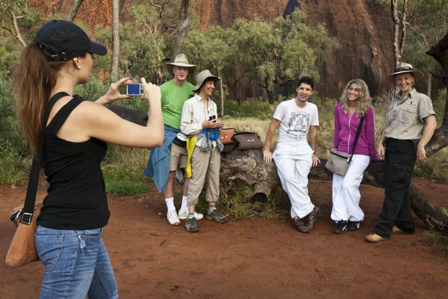 Uluru: Guided Trek of Uluru's Base in a Small Group - Your outback breakfast on the trail: fuel that fits the route