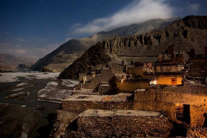 Upper Mustang Trek - 13 Days - The Real Value: Monasteries, Painting, and the Feeling of Living Faith
